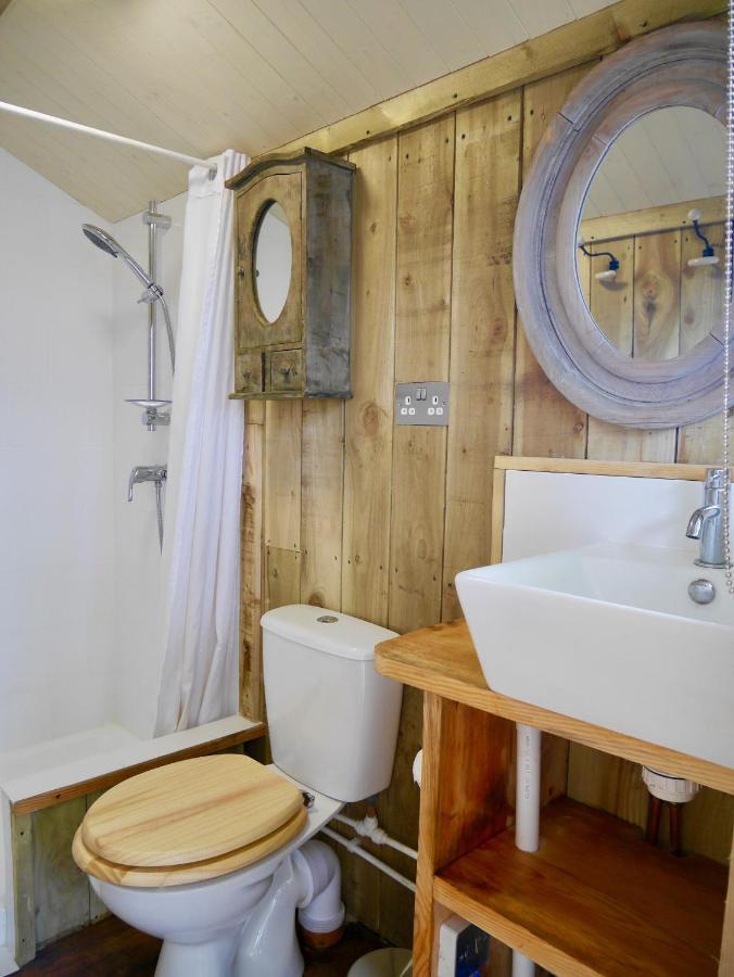 The Wayside Shepherd Hut Beaulieu Exterior photo